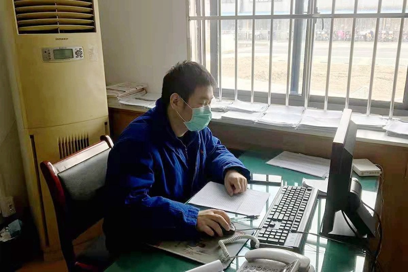 郑军.jpg